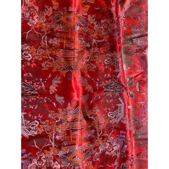 Vintage Asian Tapestry Brocade Piano Shawl Red Chinese 58" Tablecloth Excellent - Picture 9 of 12